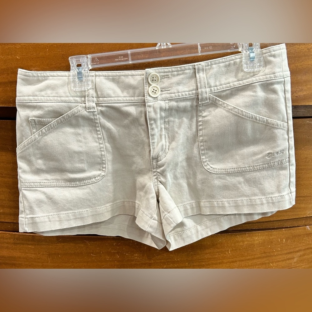Guess Tan Shorts. GUC. Sz. 31. Super CUTE!
